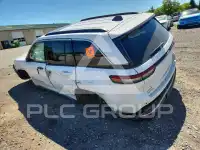 2025 Jeep CHEROKEE photo