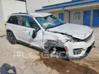 2025 Jeep CHEROKEE photo
