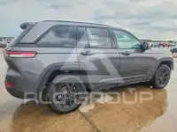 2025 Jeep CHEROKEE photo