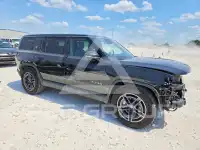 2025 Rivian R1S фото