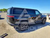 2025 Rivian R1S фото