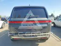 2025 Rivian R1S photo