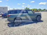 2025 Rivian R1S фото