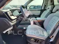 2025 Rivian R1S фото