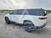 2025 Rivian R1S фото
