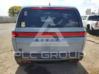 2025 Rivian R1S photo