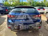 2025 Mazda 3 фото