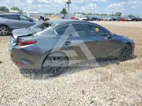 2025 Mazda 3 photo
