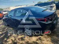 2025 Mazda 3 фото