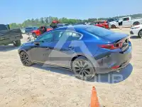 2025 Mazda 3 photo