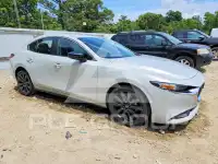 2025 Mazda 3 photo