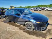 2025 Mazda 3 фото