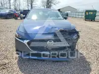 2025 Mazda 3 photo