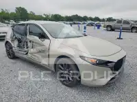 2025 Mazda 3 photo