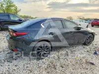 2025 Mazda 3 photo