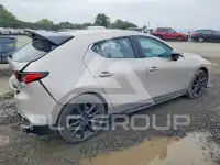 2025 Mazda 3 photo