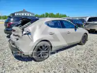 2025 Mazda 3 фото