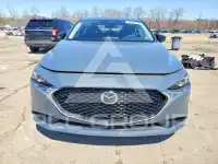 2025 Mazda 3 photo