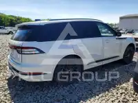 2025 Lincoln AVIATOR photo