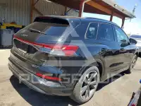 2025 Audi E-TRON фото