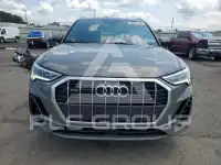 2025 Audi Q3 фото