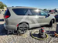 2025 Chrysler PACIFICA фото