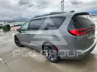 2025 Chrysler PACIFICA photo