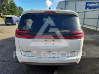 2025 Chrysler PACIFICA photo