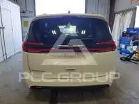 2025 Chrysler PACIFICA фото