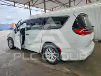 2025 Chrysler PACIFICA photo