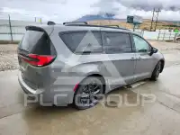 2025 Chrysler PACIFICA photo