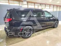 2025 Chrysler PACIFICA photo