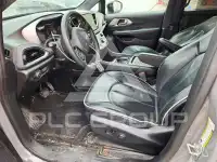 2025 Chrysler PACIFICA photo