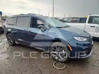 2025 Chrysler PACIFICA photo