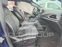 2025 Chrysler PACIFICA photo