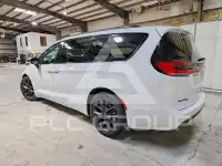 2025 Chrysler PACIFICA фото
