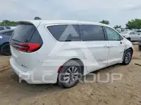 2025 Chrysler PACIFICA photo