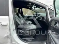 2025 Chrysler PACIFICA photo