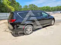 2025 Chrysler PACIFICA photo