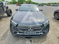 2025 Mercedes Benz E-Class фото