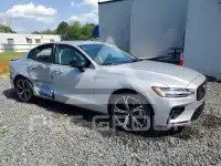 2025 Volvo S60 фото