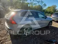 2025 Volvo XC60 photo