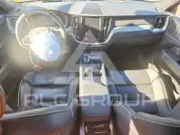 2025 Volvo XC60 photo