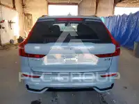 2025 Volvo XC60 фото
