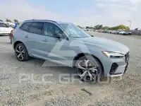 2025 Volvo XC60 фото