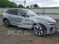 2025 Volvo XC60 фото