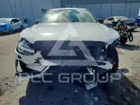 2025 Volvo XC60 фото