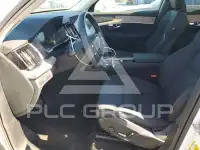 2025 Volvo XC90 фото
