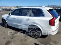 2025 Volvo XC90 фото