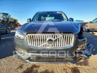 2025 Volvo XC90 фото